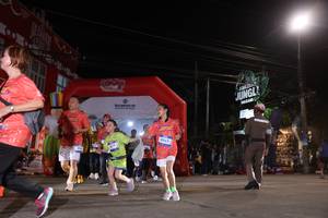 BIB: 3062
                            <button type="button" onclick="openModal(26260481)" class="btn btn-primary btn-sm float-right btn-popup" data-toggle="modal" data-target=".modal-high-quality">
                        <i class="fas fa-shopping-cart"></i> Add to Cart
                    </button>
                                            <button type="button" onclick="isThisMe(26260481, true)" class="btn btn-success btn-sm float-right btn-popup btn-isme hidden" data-toggle="tooltip" data-placement="bottom" title="นี่คือรูปของคุณใช่ไหม คลิกที่นี่เพื่อเอาเข้าอัลบั้ม">
                        <i class="fas fa-plus"></i> Add to album
                    </button>
                    <button type="button" onclick="isThisMe(26260481, false)" class="btn btn-warning btn-sm float-right btn-popup btn-isnotme hidden">
                        <i class="fas fa-ban"></i> Remove from album
                    </button>